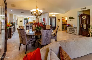 Photo #5: 6519400 Listing 