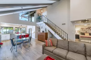 Photo #1: 6519403 Listing