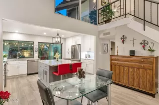 Photo #2: 6519403 Listing