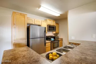 Photo #2: 6519468 Listing