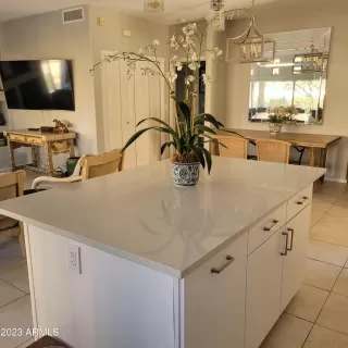 Photo #2: 6519526 Listing