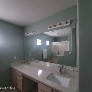 Photo #5: 6519526 Listing