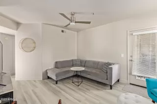 Photo #2: 6519567 Listing