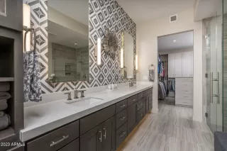 Photo #3: 6519647 Listing 