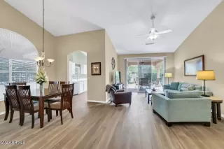 Photo #6: 6519649 Listing 