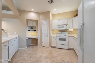 Photo #2: 6519674 Listing