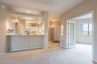 Photo #5: 6519674 Listing