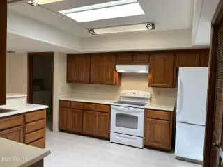 Photo #6: 6519759 Listing