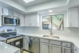 Photo #4: 6519842 Listing