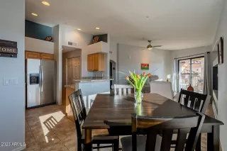 Photo #5: 6519893 Listing