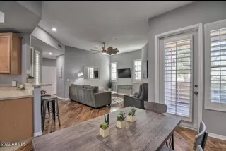 Photo #3: 6520163 Listing