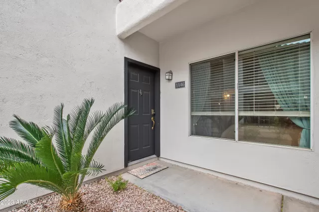 MLS: 6520422 Condo For Sale