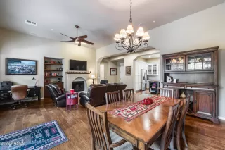 Photo #6: 6520453 Listing 