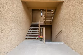 Photo #2: 6520626 Listing