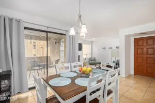 Photo #4: 6520626 Listing