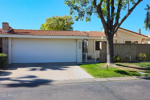 MLS: 6521059 Condo For Sale