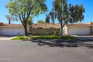 Photo #5: 6521059 Listing