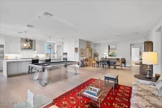 Photo #6: 6521109 Listing