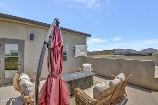 MLS: 6521165 Condo For Sale