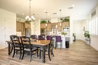 Photo #4: 6521165 Listing