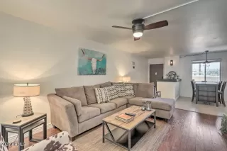 Photo #3: 6521263 Listing