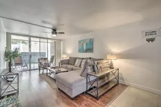 Photo #4: 6521263 Listing