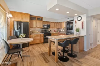 Photo #1: 6521399 Listing