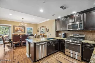 Photo #6: 6521444 Listing