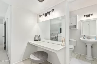 Photo #4: 6521631 Listing