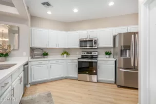 Photo #2: 6521705 Listing 