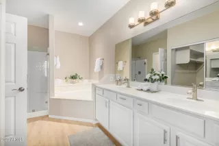 Photo #3: 6521705 Listing 