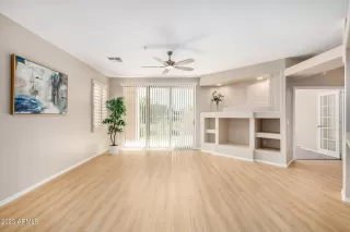 Photo #6: 6521705 Listing 