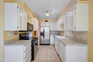 Photo #6: 6521849 Listing 