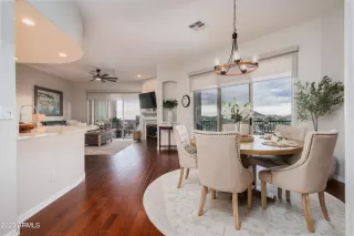 Photo #6: 6522191 Listing