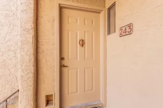 Photo #4: 6522553 Listing
