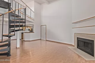 Photo #5: 6522553 Listing