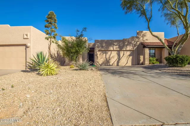 MLS: 6522597 Condo For Sale