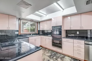 Photo #2: 6522707 Listing