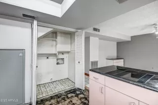 Photo #4: 6522707 Listing