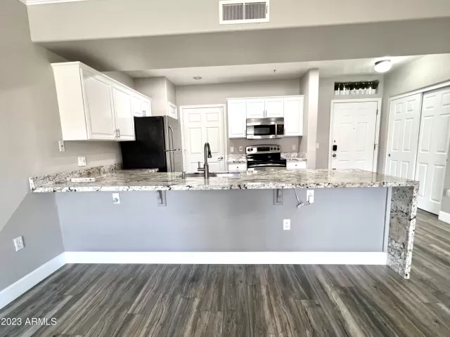 MLS: 6522769 Condo For Sale