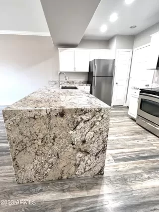 Photo #4: 6522769 Listing