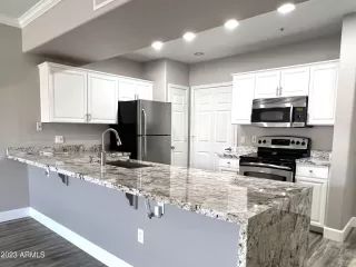 Photo #6: 6522769 Listing