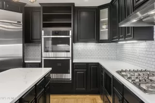 Photo #2: 6522903 Listing