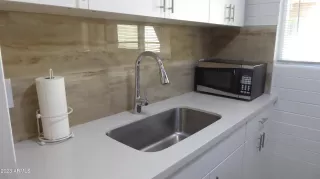 Photo #6: 6522955 Listing