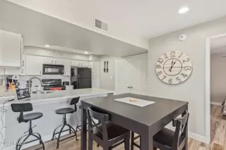 Photo #3: 6523004 Listing