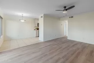 Photo #5: 6523249 Listing 