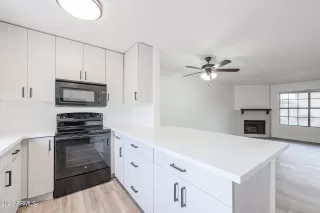 Photo #2: 6523268 Listing