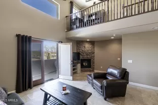 Photo #5: 6523360 Listing