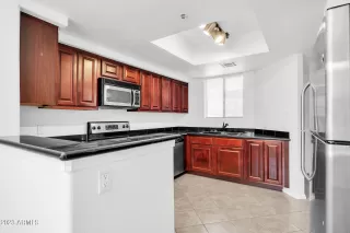 Photo #4: 6523396 Listing