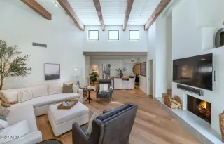 Photo #4: 6523419 Listing